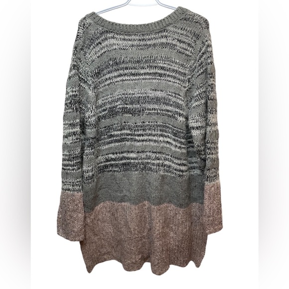 Dazzle Everyday Sweater - Picture 1 of 5